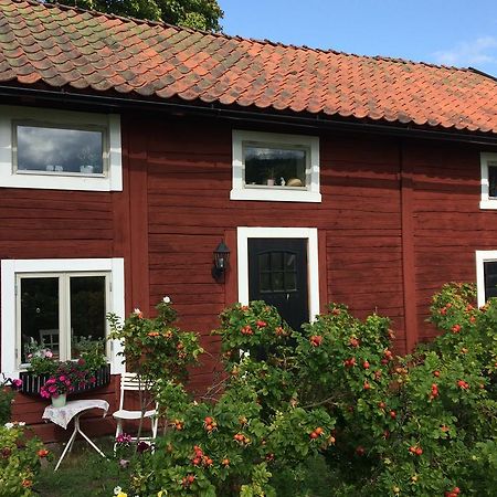 Villa Bjaerkeryd Soedergard Bed & Stable Kisa Exterior foto